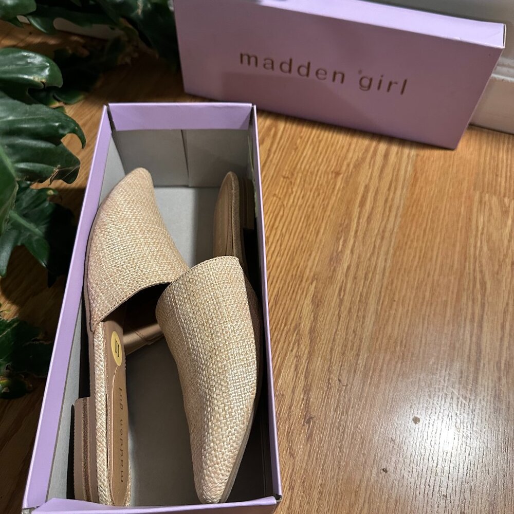 Madden Girl Sandals NWT